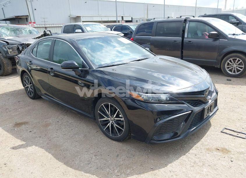 2023 Toyota Camry SE (VIN 4T1S11AK0PU155335) main photo