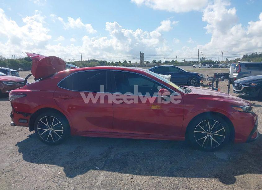 Photo 13 of 2022 Toyota Camry SE (VIN 4T1S11AK1NU052325)