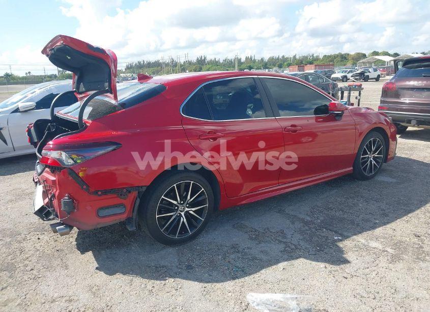 Photo 4 of 2022 Toyota Camry SE (VIN 4T1S11AK1NU052325)