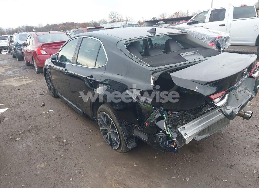 Photo 3 of 2024 Toyota Camry SE (VIN 4T1S11AK1RU239814)