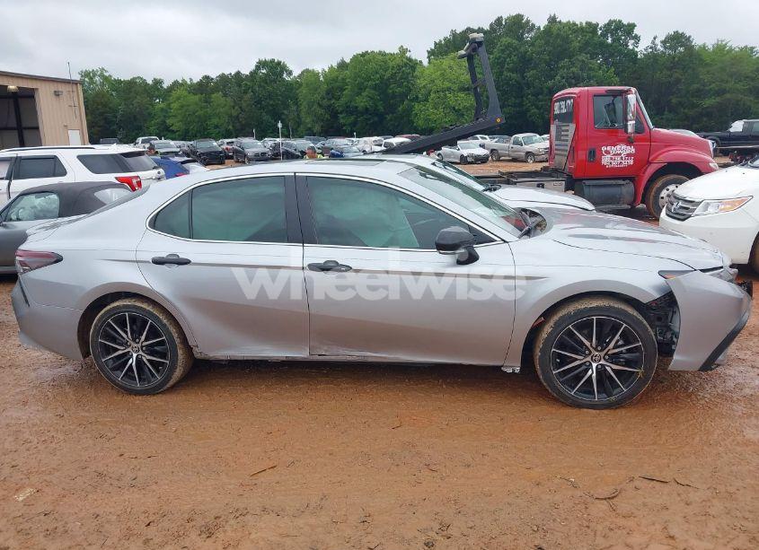 Photo 13 of 2022 Toyota Camry SE (VIN 4T1S11AK3NU666177)