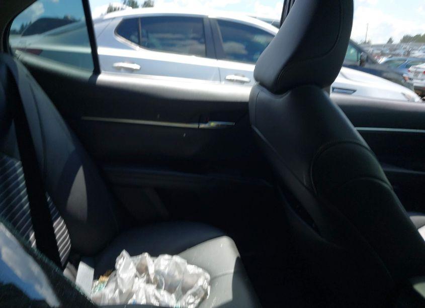 Photo 8 of 2022 Toyota Camry SE (VIN 4T1S11AK3NU679429)