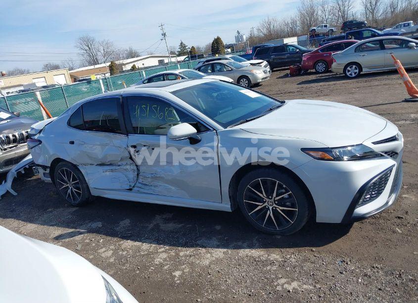 Photo 14 of 2024 Toyota Camry SE (VIN 4T1S11AK3RU212047)