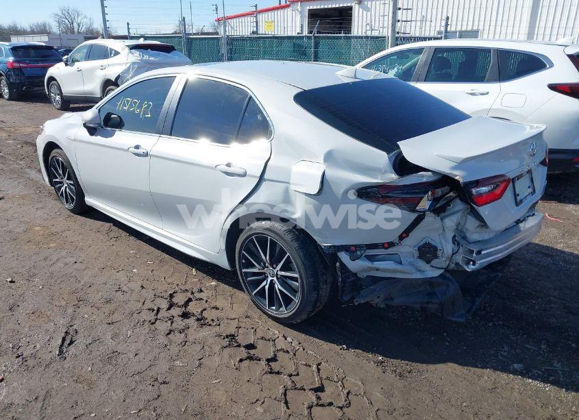 Photo 3 of 2024 Toyota Camry SE (VIN 4T1S11AK3RU212047)