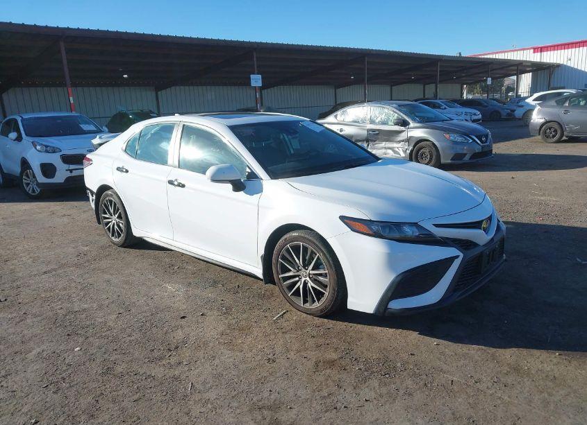 2023 Toyota Camry SE (VIN 4T1S11AK4PU830636) main photo