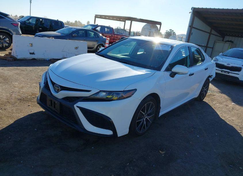 Photo 2 of 2023 Toyota Camry SE (VIN 4T1S11AK4PU830636)