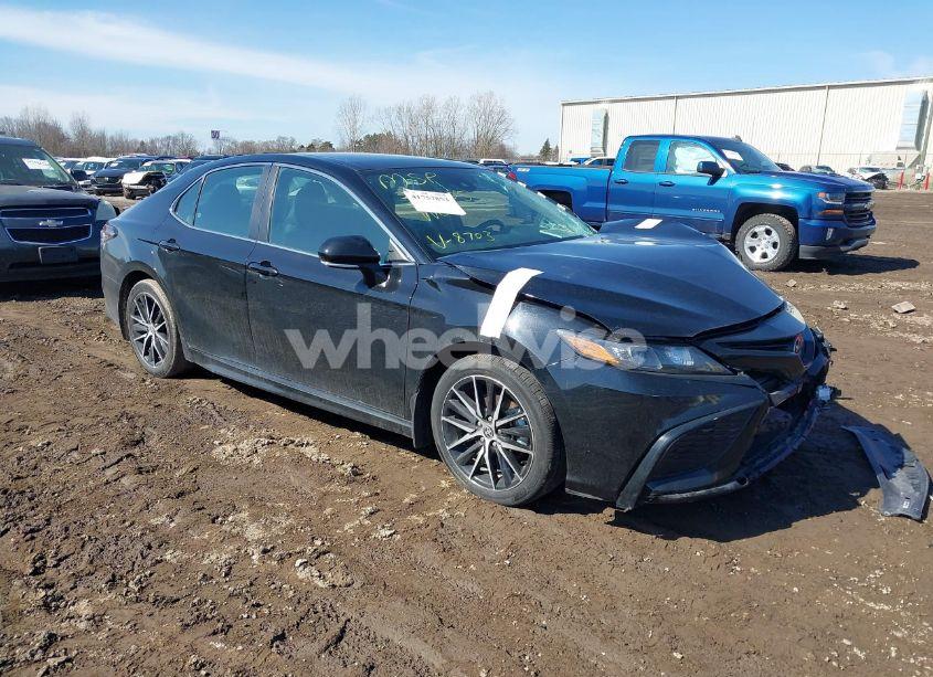 2024 Toyota Camry SE (VIN 4T1S11AK4RU888703) main photo