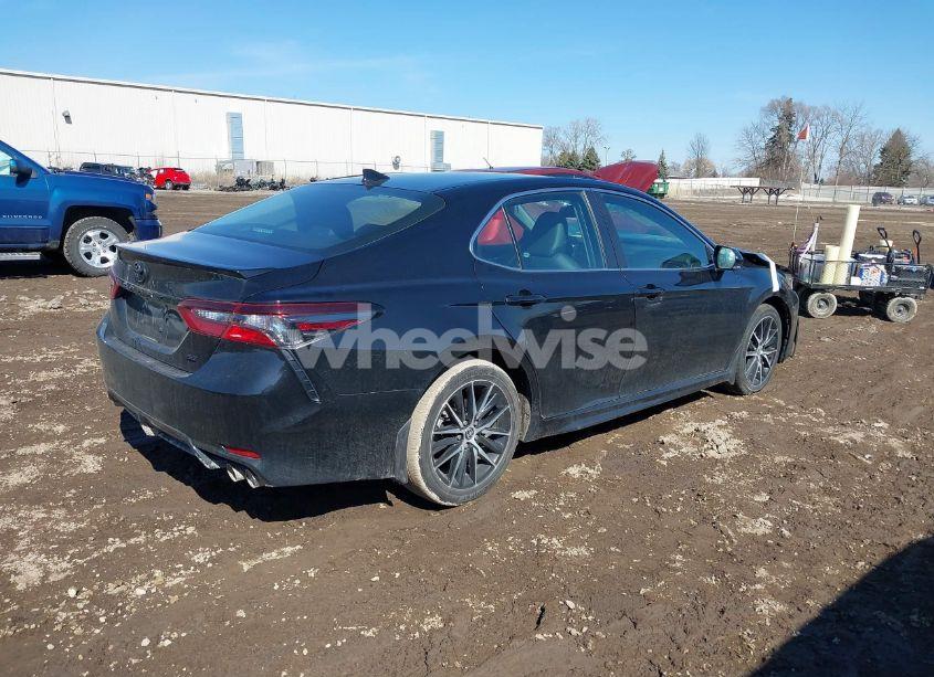 Photo 4 of 2024 Toyota Camry SE (VIN 4T1S11AK4RU888703)