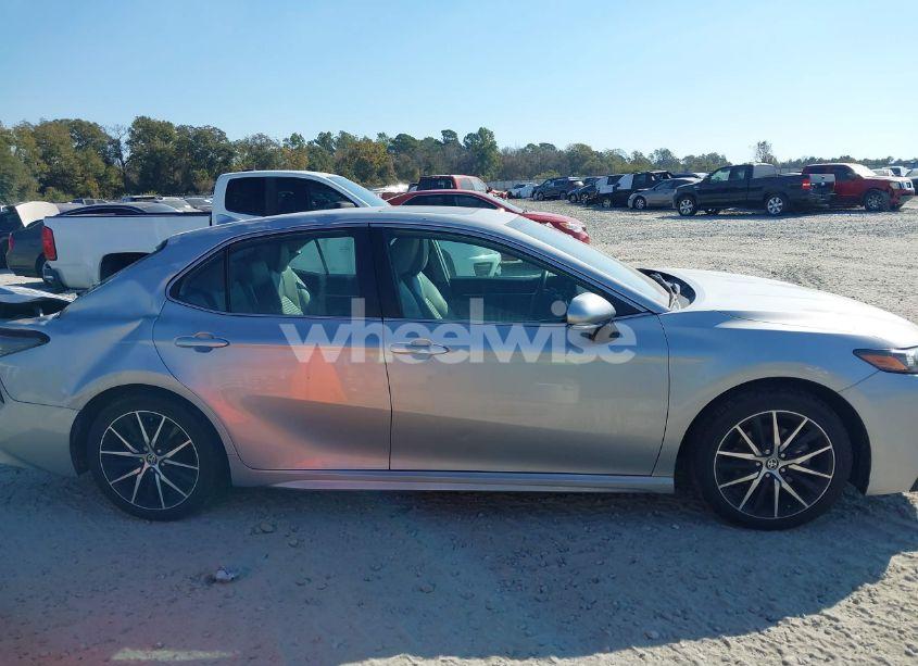 Photo 13 of 2022 Toyota Camry SE (VIN 4T1S11AK5NU045524)