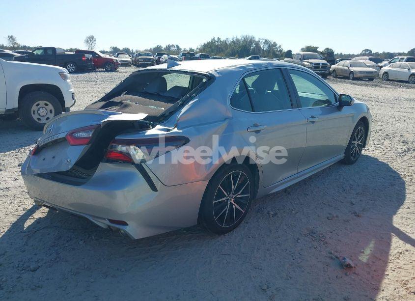 Photo 4 of 2022 Toyota Camry SE (VIN 4T1S11AK5NU045524)