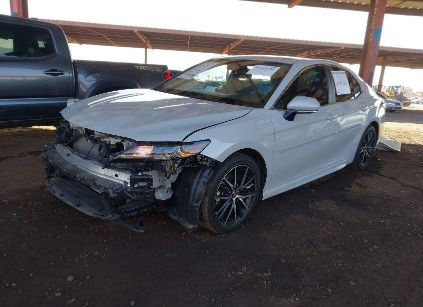 Photo 2 of 2022 Toyota Camry SE (VIN 4T1S11AK6NU047914)