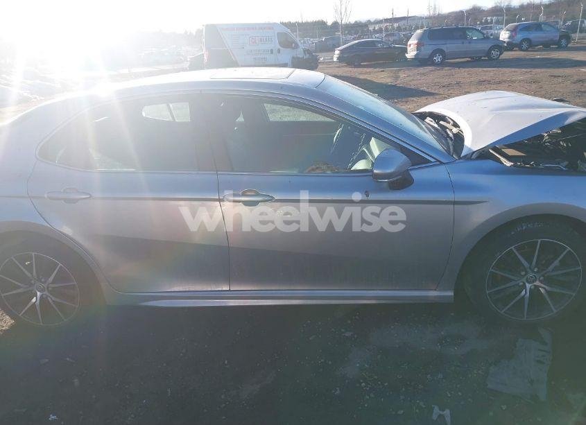 Photo 13 of 2022 Toyota Camry SE (VIN 4T1S11AK6NU683054)