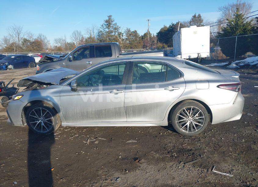 Photo 14 of 2022 Toyota Camry SE (VIN 4T1S11AK6NU683054)
