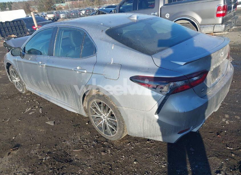 Photo 3 of 2022 Toyota Camry SE (VIN 4T1S11AK6NU683054)