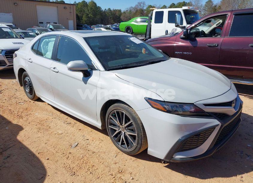 2023 Toyota Camry SE (VIN 4T1S11AK7PU133543) main photo