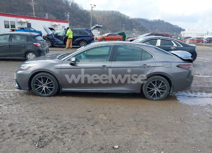 Photo 14 of 2021 Toyota Camry SE AWD (VIN 4T1S11BK3MU033059)