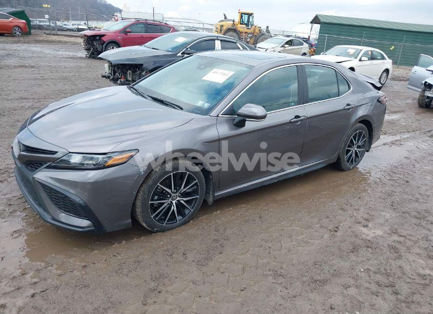 Photo 2 of 2021 Toyota Camry SE AWD (VIN 4T1S11BK3MU033059)