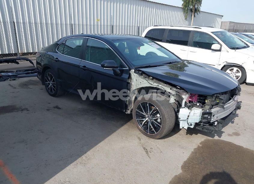 2024 Toyota Camry HYBRID SE (VIN 4T1S31AK0RU625456) main photo