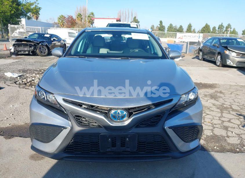 Photo 12 of 2024 Toyota Camry HYBRID SE (VIN 4T1S31AK1RU622419)