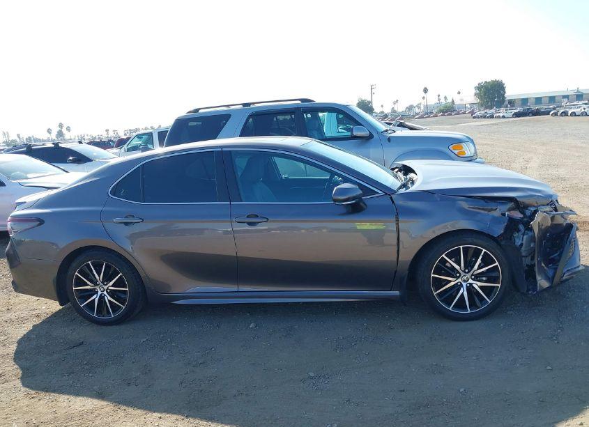 Photo 13 of 2023 Toyota Camry SE HYBRID (VIN 4T1S31AK2PU614164)