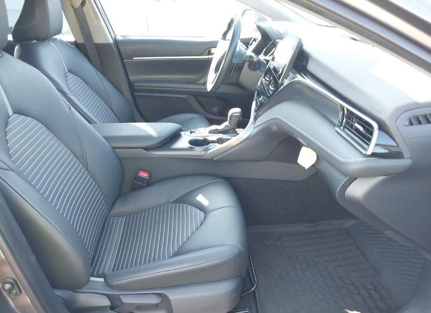 Photo 5 of 2023 Toyota Camry SE HYBRID (VIN 4T1S31AK2PU614164)