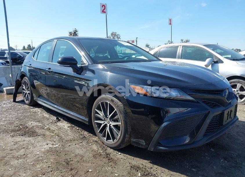 2022 Toyota Camry SE HYBRID (VIN 4T1S31AK3NU579003) main photo