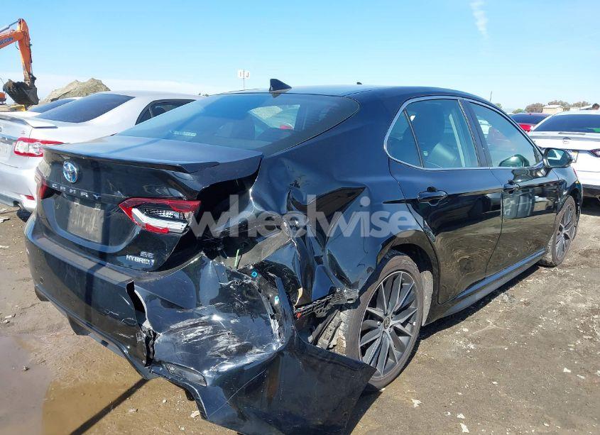 Photo 4 of 2022 Toyota Camry SE HYBRID (VIN 4T1S31AK3NU579003)
