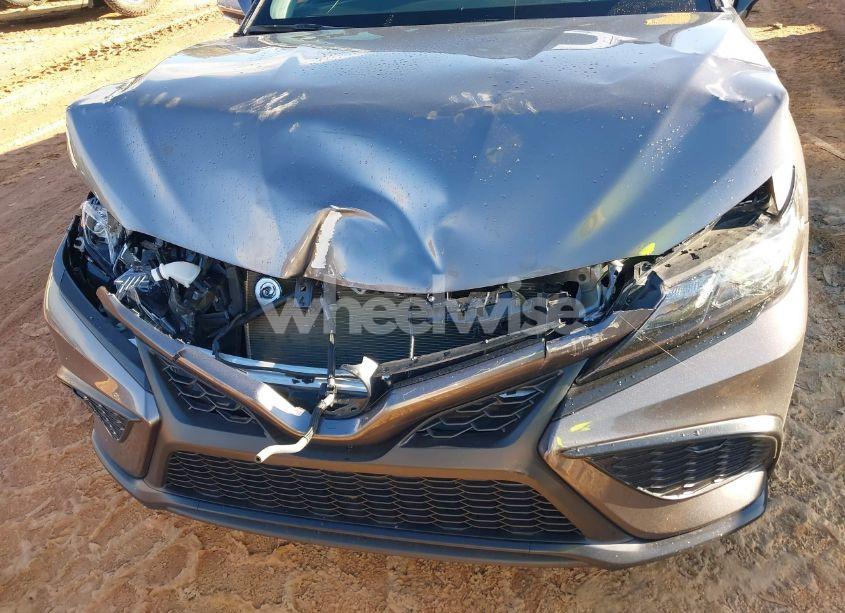 Photo 6 of 2024 Toyota Camry HYBRID SE (VIN 4T1S31AK3RU076254)