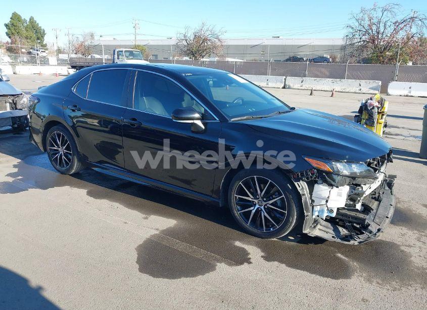 2024 Toyota Camry HYBRID SE (VIN 4T1S31AK3RU626441) main photo