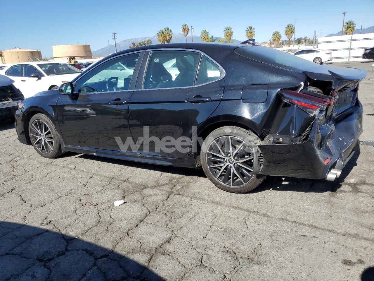 Photo 2 of 2022 TOYOTA CAMRY NIGHT SHADE (VIN 4T1S31AK4NU583108)