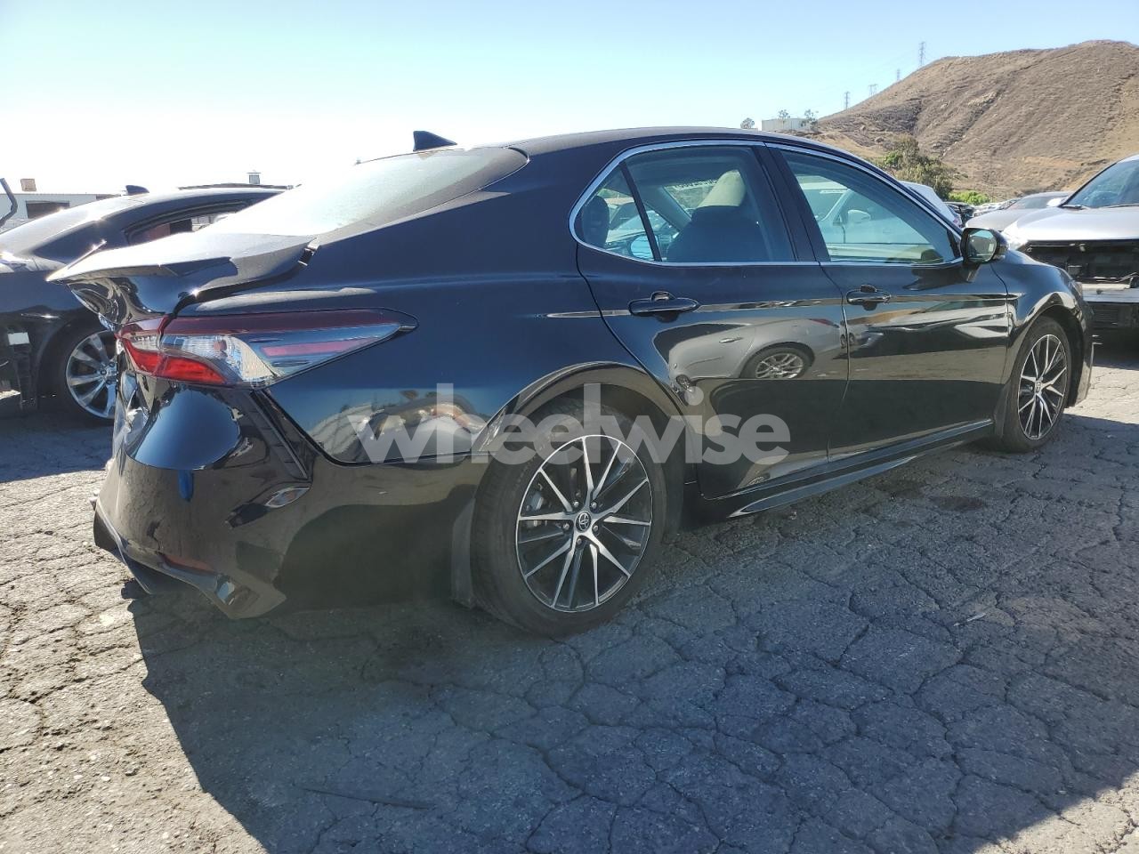 Photo 3 of 2022 TOYOTA CAMRY NIGHT SHADE (VIN 4T1S31AK4NU583108)