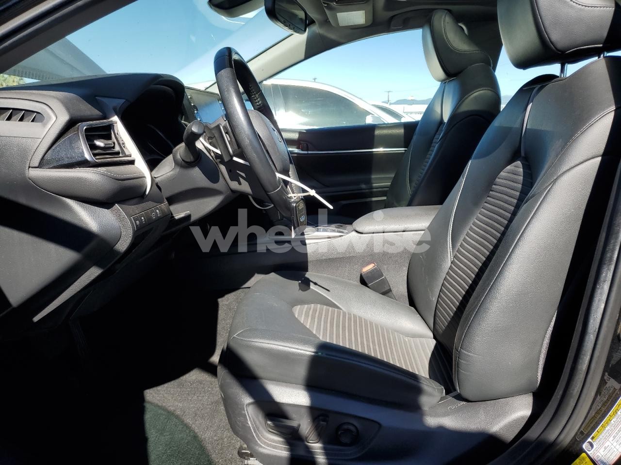 Photo 7 of 2022 TOYOTA CAMRY NIGHT SHADE (VIN 4T1S31AK4NU583108)