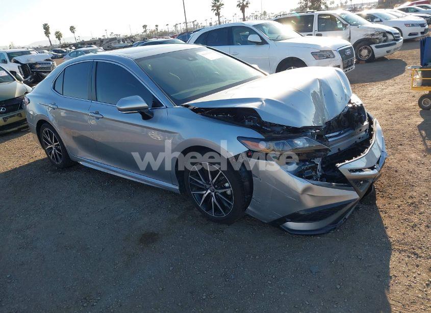2023 Toyota Camry SE HYBRID (VIN 4T1S31AK5PU059632) main photo