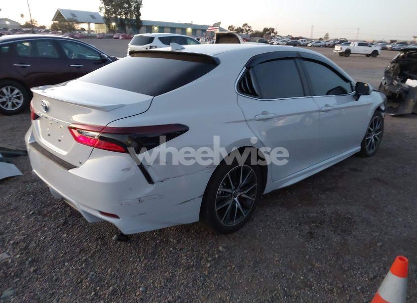Photo 4 of 2024 Toyota Camry HYBRID SE (VIN 4T1S31AK8RU072054)