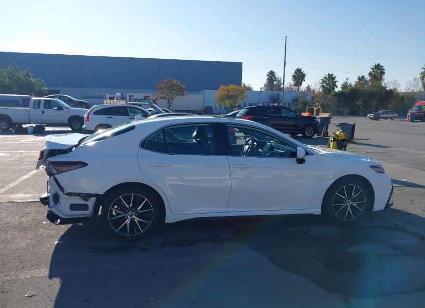 Photo 14 of 2024 Toyota Camry HYBRID SE (VIN 4T1S31AK8RU077058)