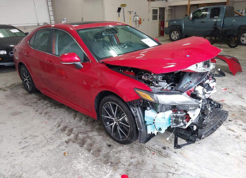 2024 Toyota Camry HYBRID SE (VIN 4T1S31AK9RU069793) main photo