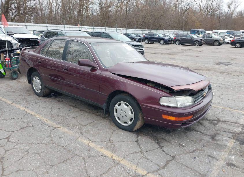 1993 Toyota Camry LE (VIN 4T1SK12E4PU283700) main photo
