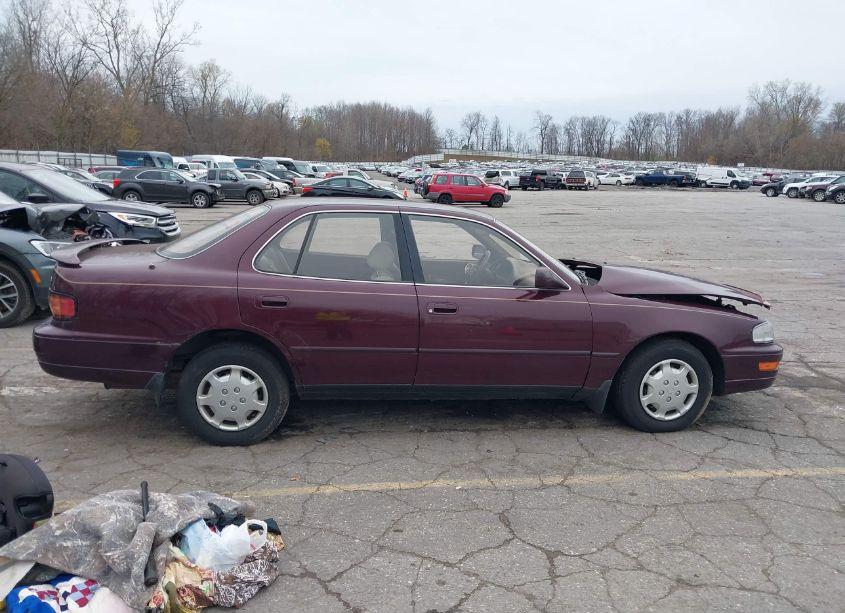 Photo 13 of 1993 Toyota Camry LE (VIN 4T1SK12E4PU283700)