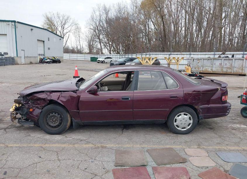 Photo 14 of 1993 Toyota Camry LE (VIN 4T1SK12E4PU283700)