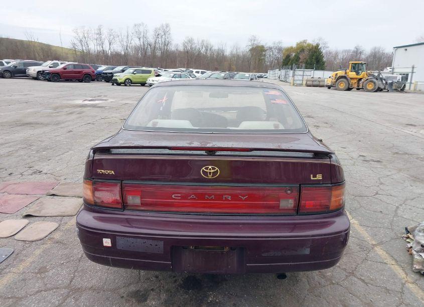 Photo 16 of 1993 Toyota Camry LE (VIN 4T1SK12E4PU283700)