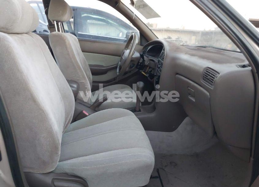 Photo 5 of 1993 Toyota Camry LE (VIN 4T1SK12E5PU288470)