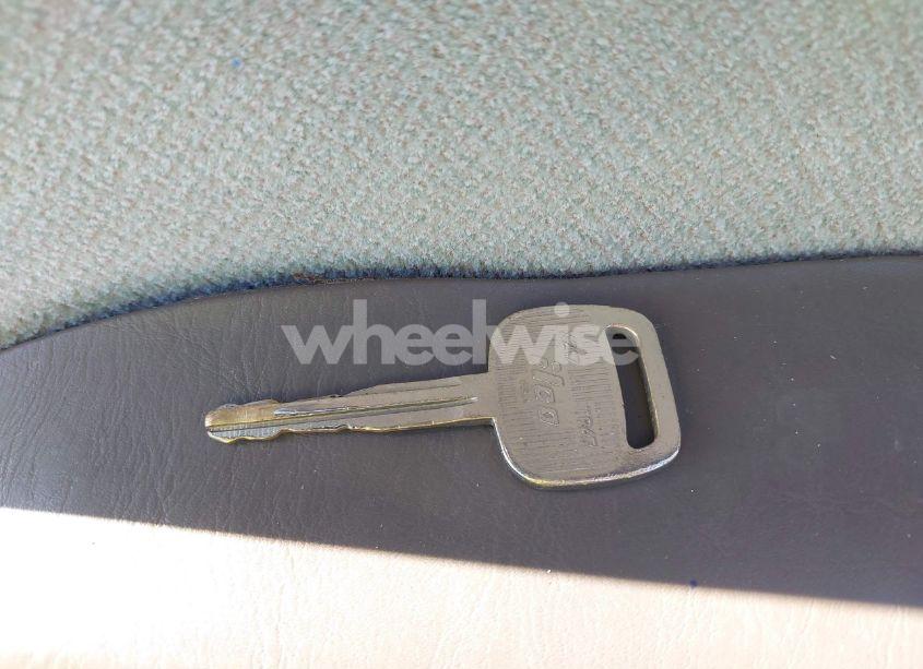 Photo 11 of 1994 Toyota Camry LE (VIN 4T1SK12E9RU351895)