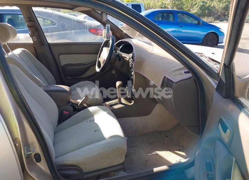 Photo 5 of 1994 Toyota Camry LE (VIN 4T1SK12E9RU351895)