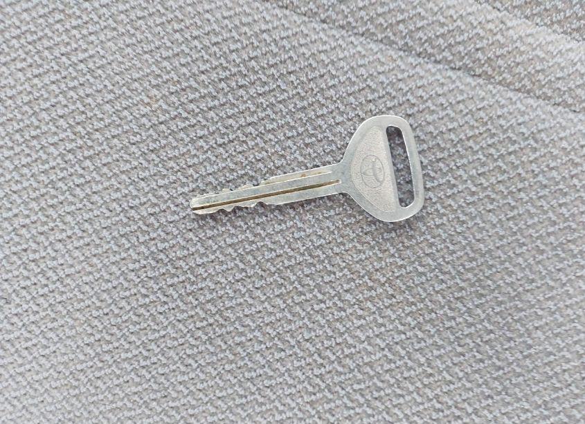 Photo 11 of 1995 Toyota Camry LE (VIN 4T1SK12E9SU876171)