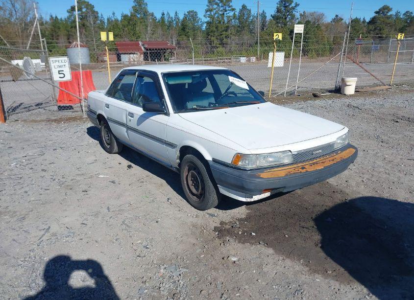 1990 Toyota Camry DLX (VIN 4T1SV21E9LU145014) main photo