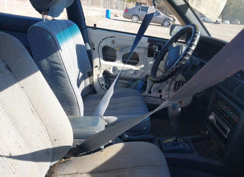 Photo 5 of 1990 Toyota Camry DLX (VIN 4T1SV21E9LU145014)