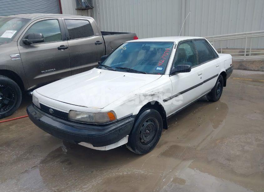 Photo 2 of 1990 Toyota Camry DLX (VIN 4T1SV21E9LU250250)