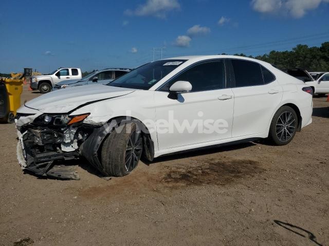 Photo 3 of 2022 TOYOTA CAMRY SE (VIN 4T1T11AK0NU015979)