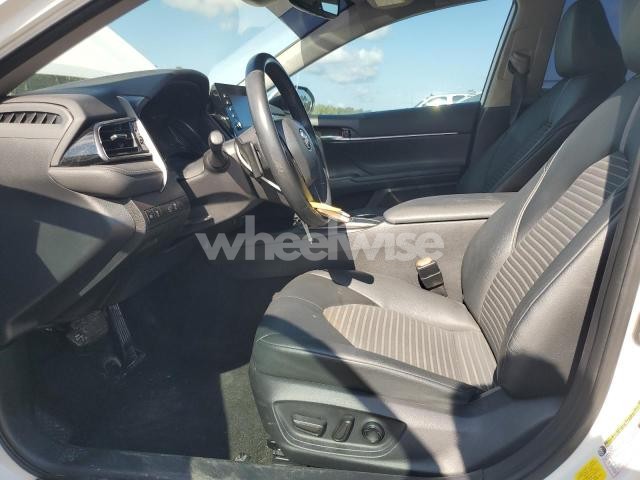 Photo 4 of 2022 TOYOTA CAMRY SE (VIN 4T1T11AK0NU015979)