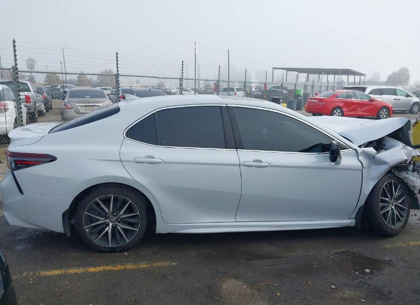 Photo 14 of 2023 Toyota Camry SE (VIN 4T1T11AK0PU107726)